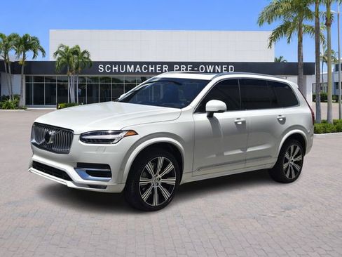 Used 2023 Volvo XC90 B6 Ultimate w/ Protection Package Premier image 3