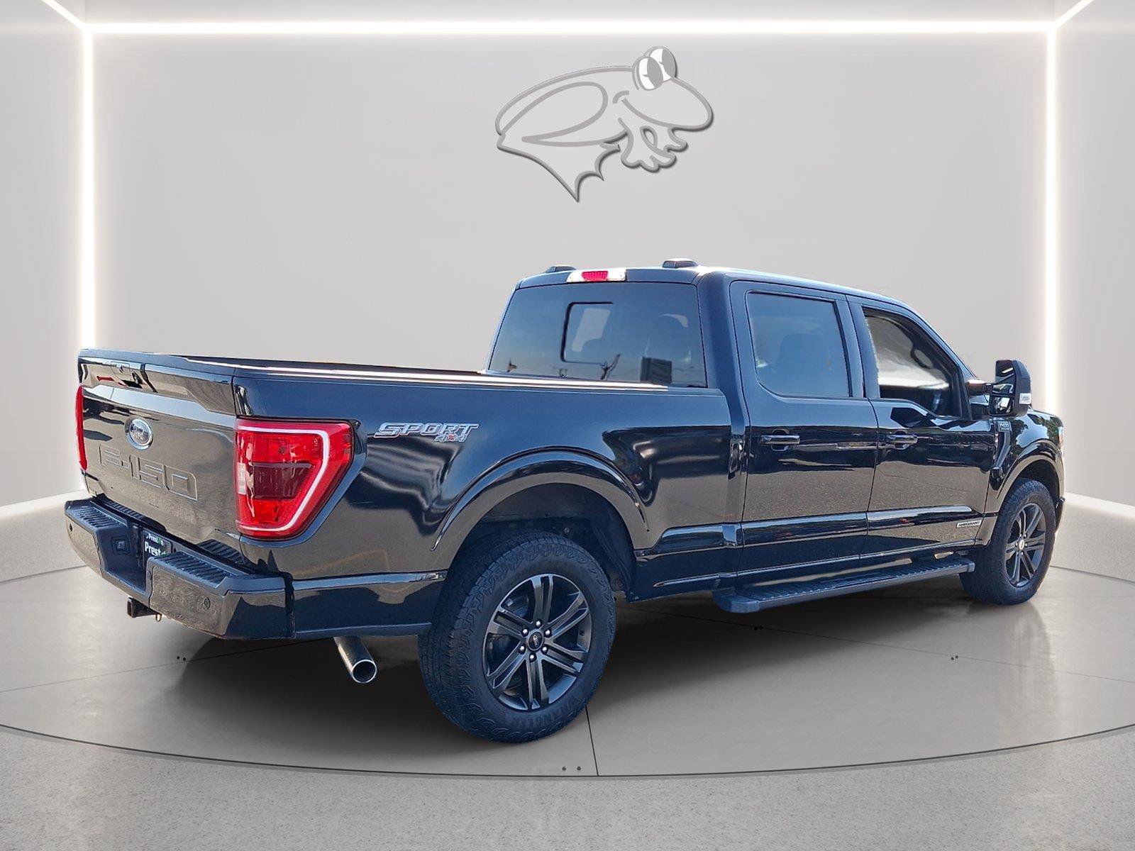 Used 2022 Ford F150 XLT w/ Equipment Group 302A High AWD/4WD image 5