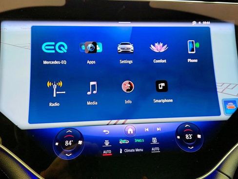 Used 2023 Mercedes-Benz EQS 580 4MATIC Sedan image 18