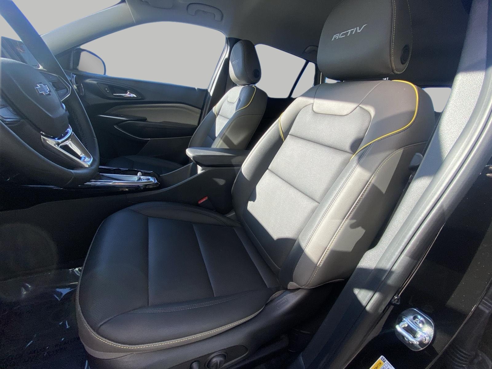 Used 2025 Chevrolet Trax ACTIV w/ Driver Confidence Package FWD image 11