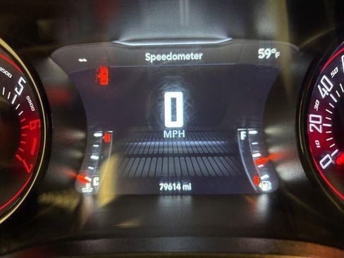 Used 2021 Dodge Challenger R/T w/ Blacktop Package image 17