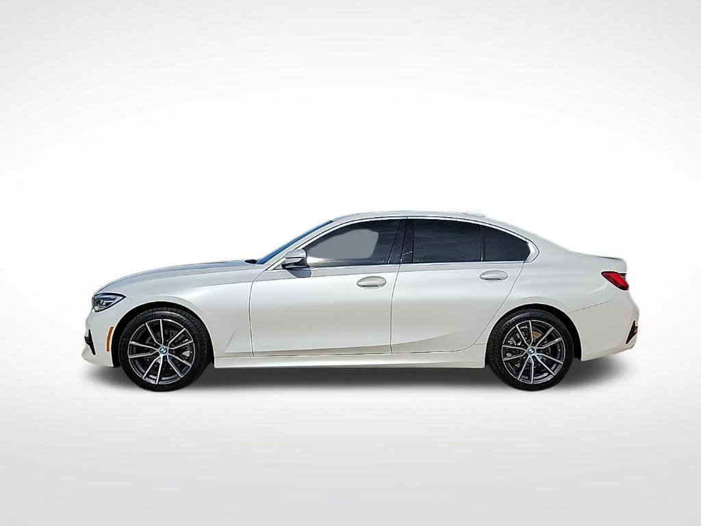 Used 2019 BMW 330i xDrive Sedan w/ Convenience Package AWD/4WD image 2