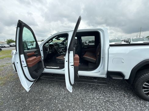 New 2026 GMC Sierra 2500 Denali Ultimate AWD/4WD image 32