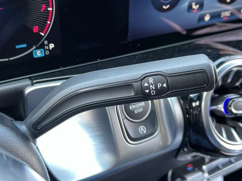 New 2026 Mercedes-Benz GLB 250 4MATIC image 20