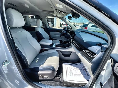 Certified 2026 Kia Carnival SX Prestige FWD image 26