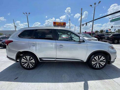Used 2020 Mitsubishi Outlander SEL FWD image 3
