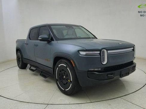 Used 2025 Rivian R1T Premium AWD/4WD image 65