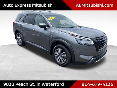 Used 2023 Nissan Pathfinder SL w/ Lighting Package (N92)