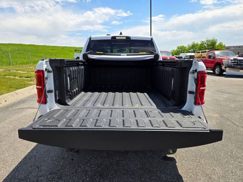 Used 2025 RAM 1500 Tungsten AWD/4WD image 32
