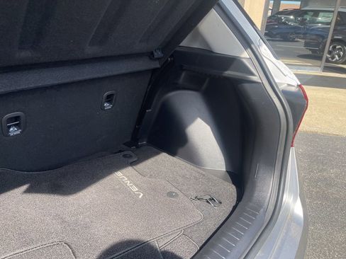 Used 2023 Hyundai Venue SE w/ Cargo Package image 29