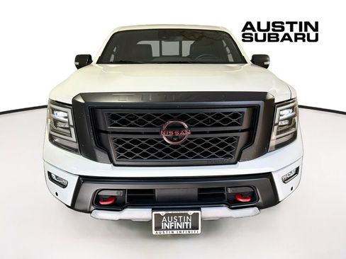 Used 2024 Nissan Titan PRO-4X w/ Pro-4x Convenience Package AWD/4WD image 2