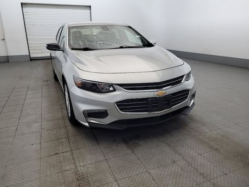 Used 2018 Chevrolet Malibu LT FWD image 14