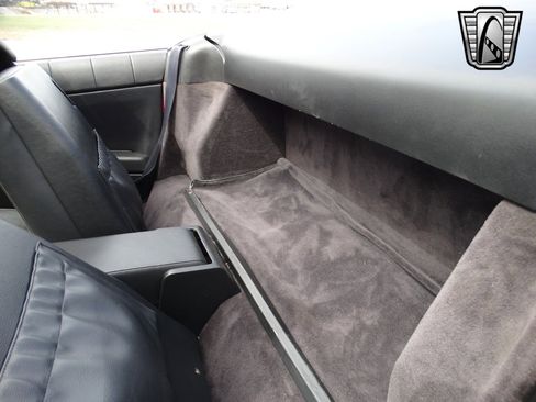 Used 1991 Cadillac Allante image 23