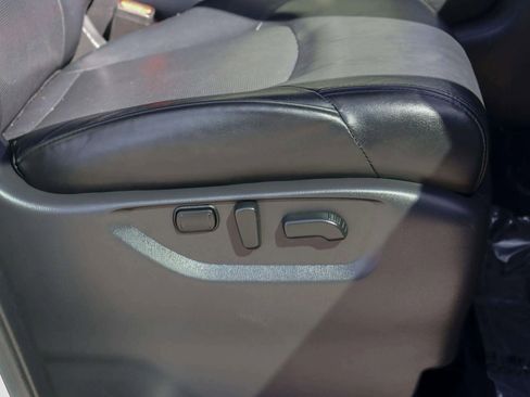 Used 2021 Nissan Armada SL w/ Captain's Chairs Package image 39