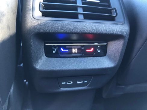 New 2026 Volkswagen Tiguan SEL R-Line image 36