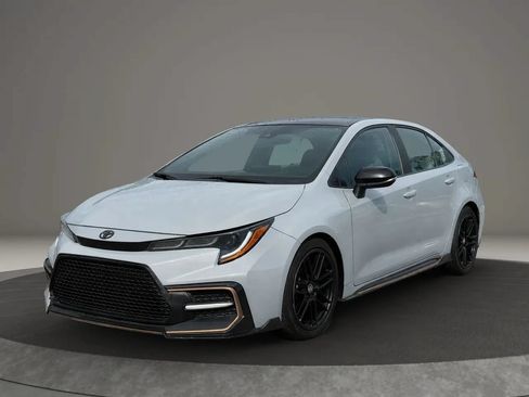 Used 2021 Toyota Corolla SE FWD image 1
