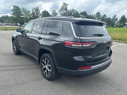 Certified 2023 Jeep Grand Cherokee L Limited w/ Luxury Tech Group II AWD/4WD image 5