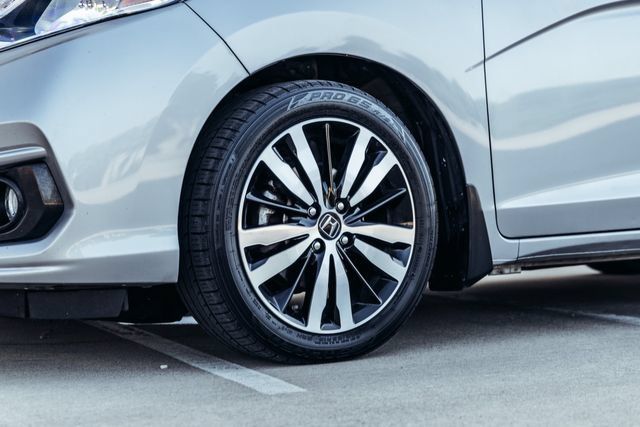 Used 2018 Honda Fit EX image 39