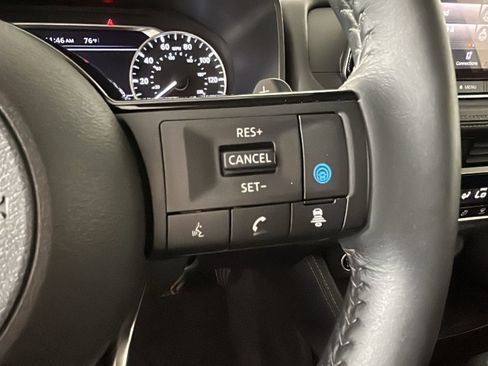 Used 2023 Nissan Rogue SL AWD/4WD image 20