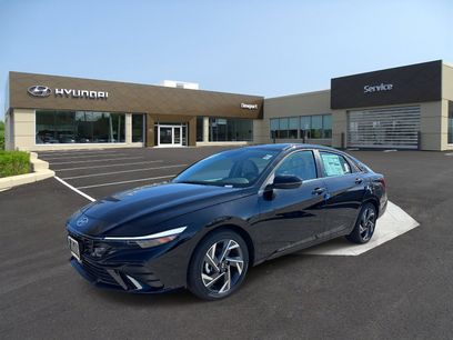 Used 2025 Hyundai Elantra Limited
