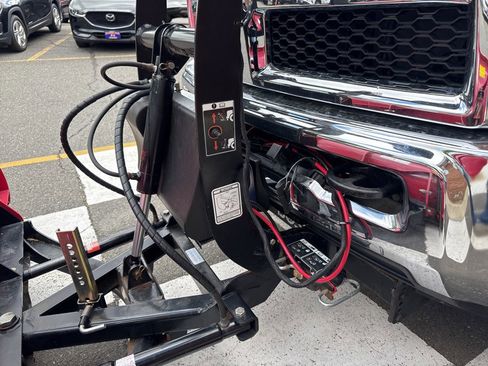 Used 2018 RAM 2500 Tradesman w/ Chrome Appearance Group AWD/4WD image 40