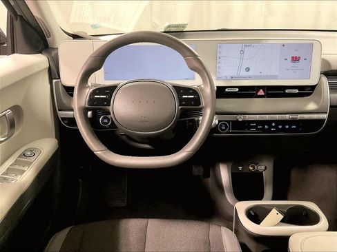 Used 2024 Hyundai Ioniq 5 SEL image 17