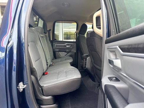 Used 2020 RAM 1500 Big Horn AWD/4WD image 36