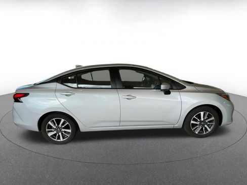 Used 2025 Nissan Versa SV image 16