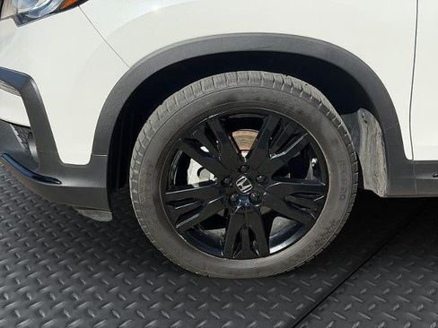Used 2021 Honda Pilot Black Edition image 10