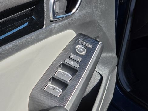 Used 2025 Honda Civic Sport Touring image 18