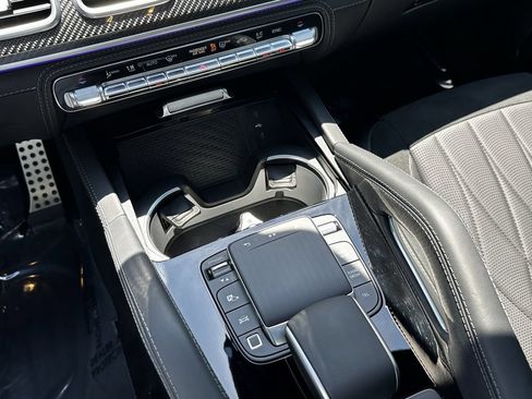 Certified 2025 Mercedes-Benz GLS 63 AMG 4MATIC image 33