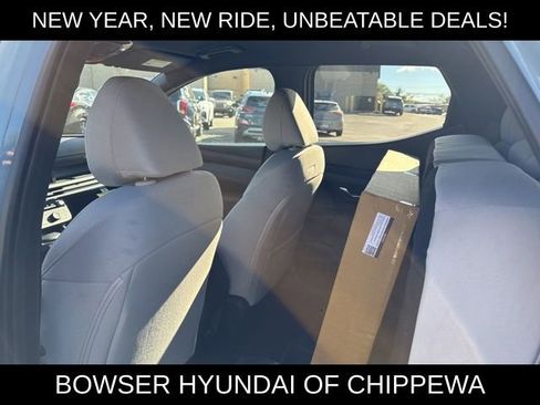 New 2026 Hyundai Santa Cruz SE image 5