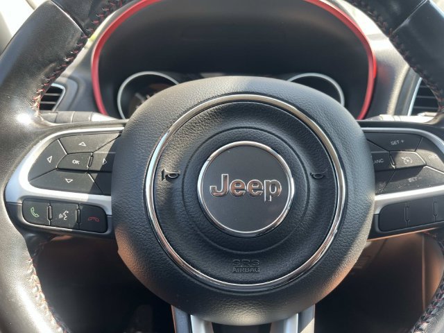 Used 2020 Jeep Compass Trailhawk AWD/4WD image 14