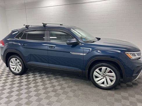 Used 2021 Volkswagen Atlas Cross Sport SE image 4
