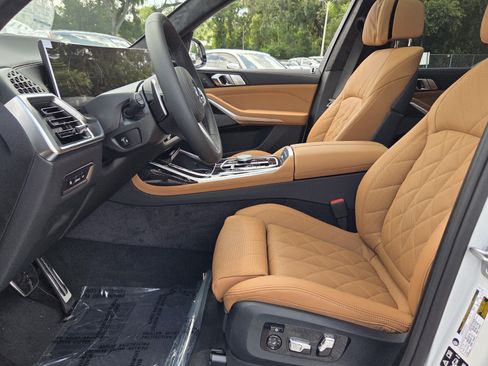New 2027 BMW X7 xDrive40i w/ M Sport Package AWD/4WD image 10
