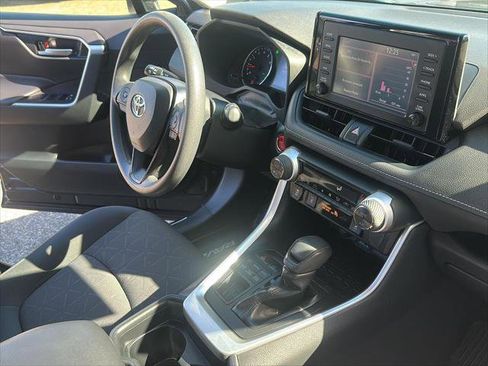 Certified 2019 Toyota RAV4 XLE image 15