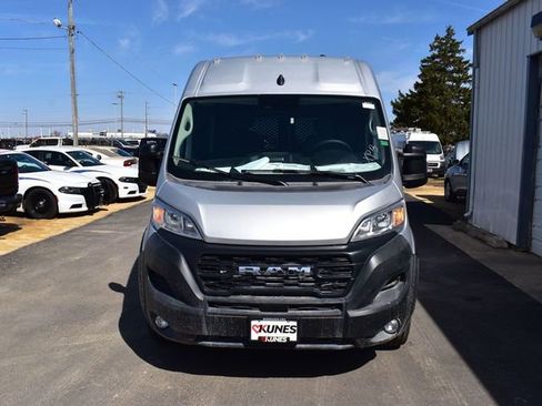 New 2025 RAM ProMaster 2500 w/ Convenience Group image 3