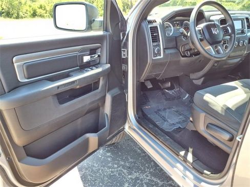 Used 2024 RAM 1500 Classic Warlock image 39