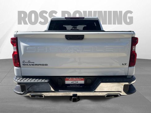 Used 2022 Chevrolet Silverado 1500 LT w/ Z71 Off-Road Package AWD/4WD image 5