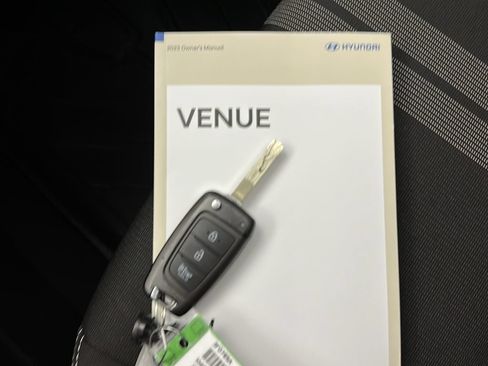 Certified 2023 Hyundai Venue SEL FWD image 28