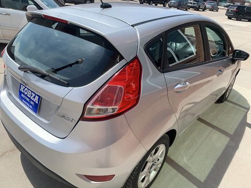Used 2016 Ford Fiesta SE FWD image 7