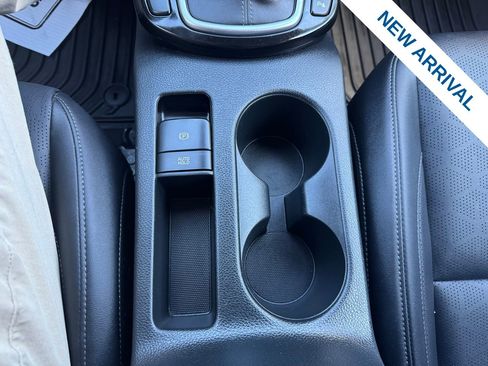 Used 2025 Kia Seltos SX w/ SX Sunroof Package image 25