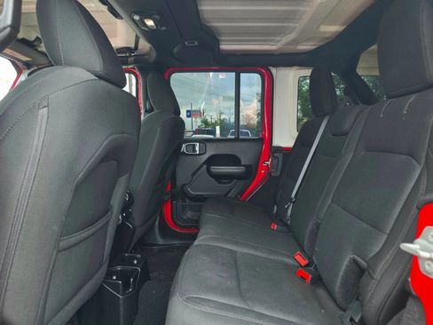 Used 2018 Jeep Wrangler Unlimited Sport S AWD/4WD image 23