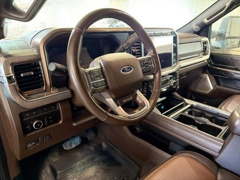 Used 2023 Ford F350 King Ranch w/ FX4 Off-Road Package image 8