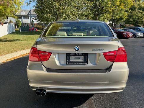 Used 2011 BMW 328i xDrive Sedan image 6