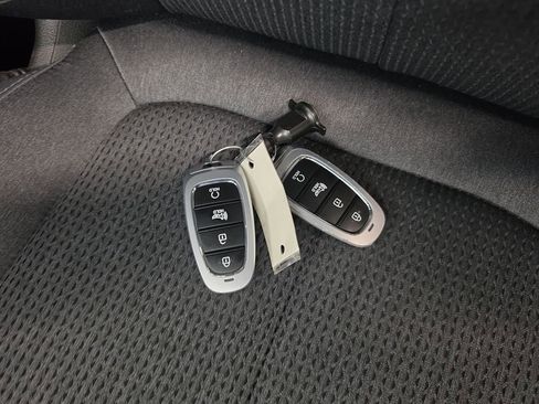 Used 2021 Hyundai Santa Fe SEL FWD image 35