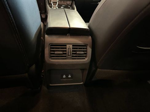 Used 2026 Nissan Rogue SL FWD image 25