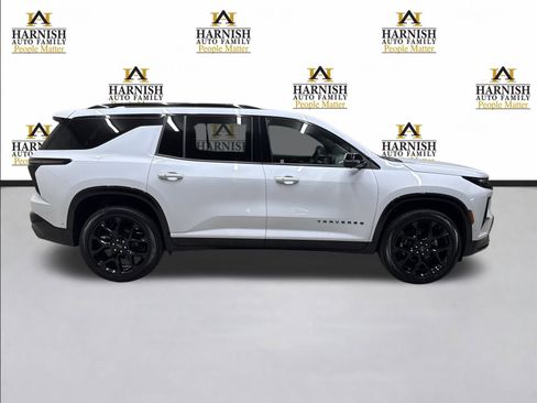 New 2026 Chevrolet Traverse RS image 11