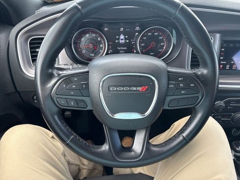 Used 2022 Dodge Charger SXT image 11