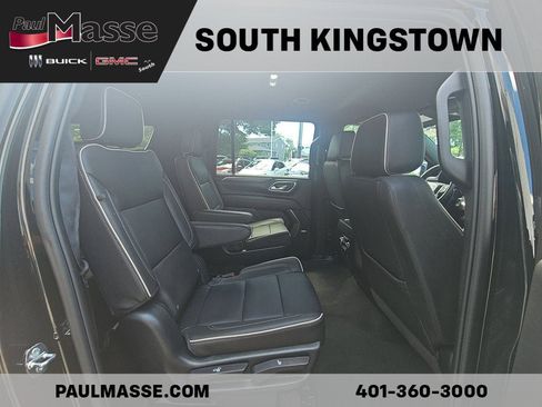Certified 2023 GMC Yukon XL SLT w/ SLT Luxury Package AWD/4WD image 22